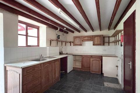 2 bedroom terraced house for sale, Cefn Gorwydd, Llangammarch Wells, LD4