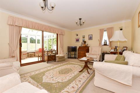 4 bedroom chalet for sale, Coombe Park, Wroxall, Ventnor, Isle of Wight