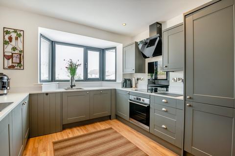 31 Dockham Road, Cinderford, GL14 2BG