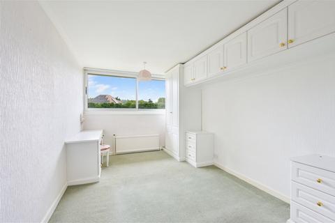 3 bedroom flat for sale, Bancroft Court, Reigate RH2