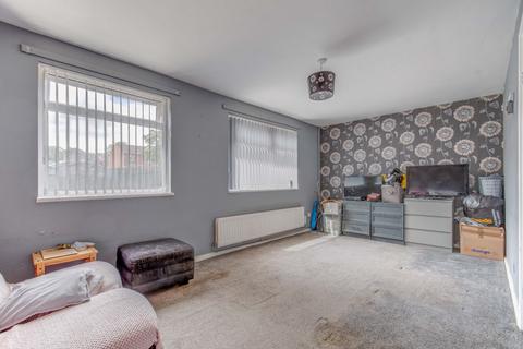 3 bedroom end of terrace house for sale, Mickleton Close, Redditch, Worcestershire, B98