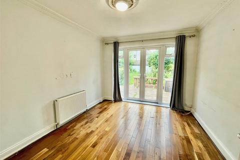 76 Riefield Road, London, SE9 2RA