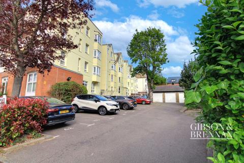 2 bedroom apartment for sale, Station Road, Westcliff-on-sea, SS0