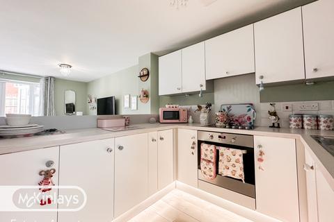 2 bedroom end of terrace house for sale, Station Green, Taunton TA4