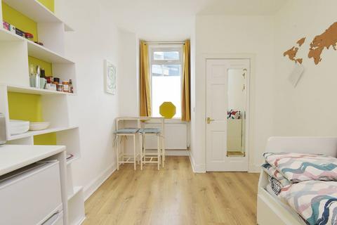 1 bedroom flat for sale, 23 Admiralty Street, Leith, Edinburgh, EH6 6JT