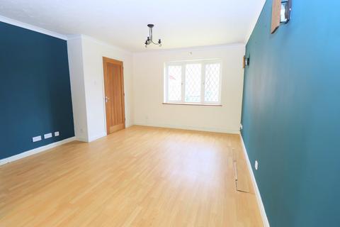 19 Ash Tree Close, Farnborough, GU14 0QP