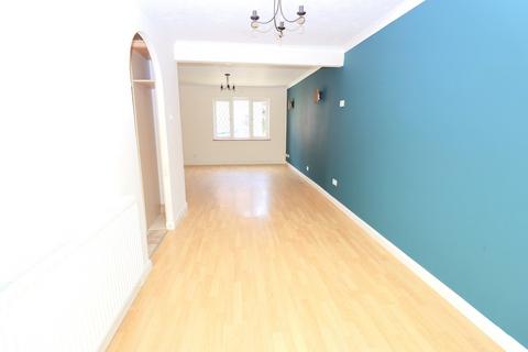 19 Ash Tree Close, Farnborough, GU14 0QP