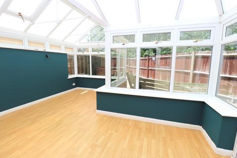 19 Ash Tree Close, Farnborough, GU14 0QP