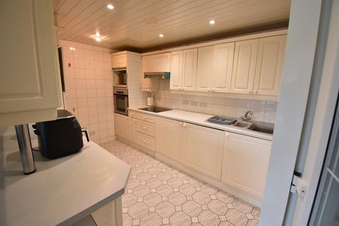 2 bedroom flat for sale, 2 bedroom 1st Floor Flat in Westcliff on Sea