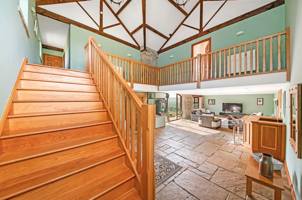 Galleried first floor landing