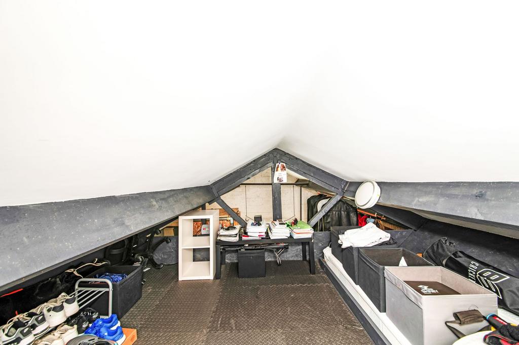 Double garage/ games room