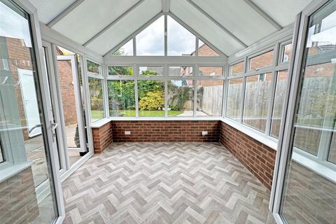 3 bedroom detached bungalow for sale, Truemans Heath Lane, Hollywood B47 5QB