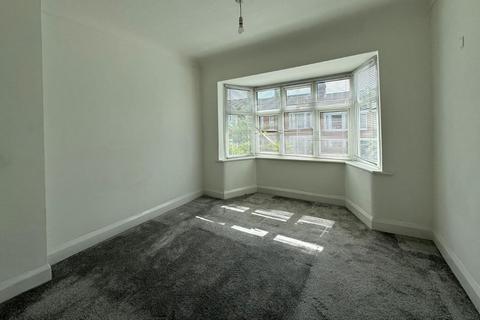 4 bedroom flat for sale, 281B Long Lane, Finchley, London, N2 8JW