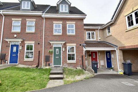 3 bedroom terraced house for sale, Welbury, Hamilton, Leicester, LE5
