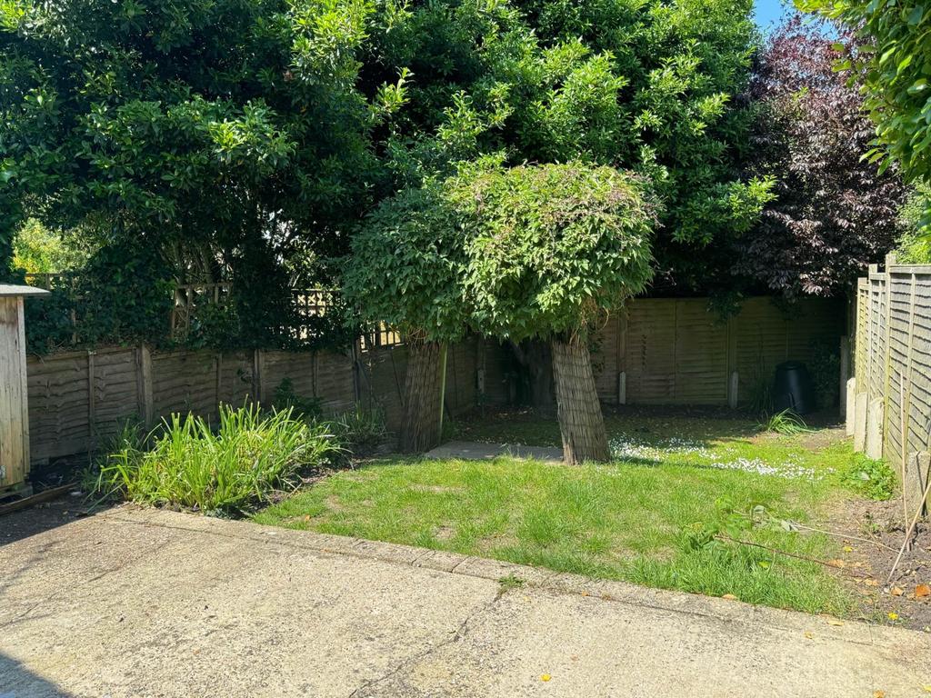 Felpham Road, Bognor Regis 1 bed flat to rent £850 pcm (£196 pw)