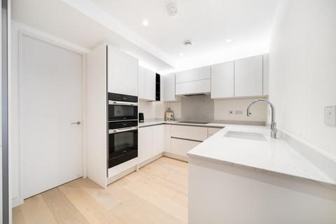4 bedroom terraced house to rent, Arco,Arco, London NW5