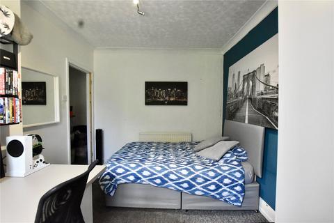 22 Cheetham Street, Shaw, Oldham, OL2 8PW