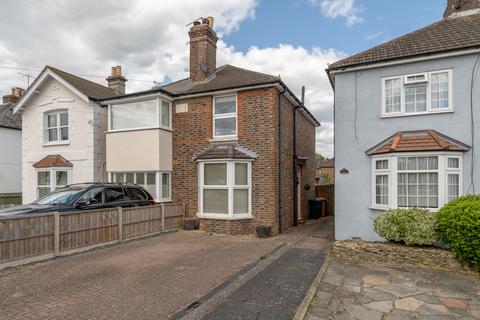 3 bedroom semi-detached house for sale, Albert Road, Horley, RH6