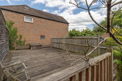 64 Albert Road, Horley, RH6 7JA