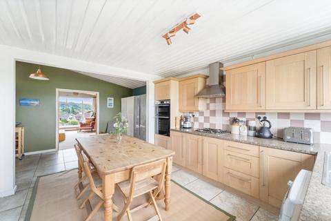 14 Dunsters Road, Claverham, Bristol, BS49 4LU