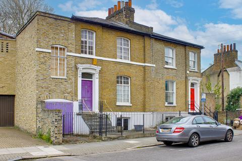 5 bedroom semi-detached house for sale, Harley Grove, Bow E3