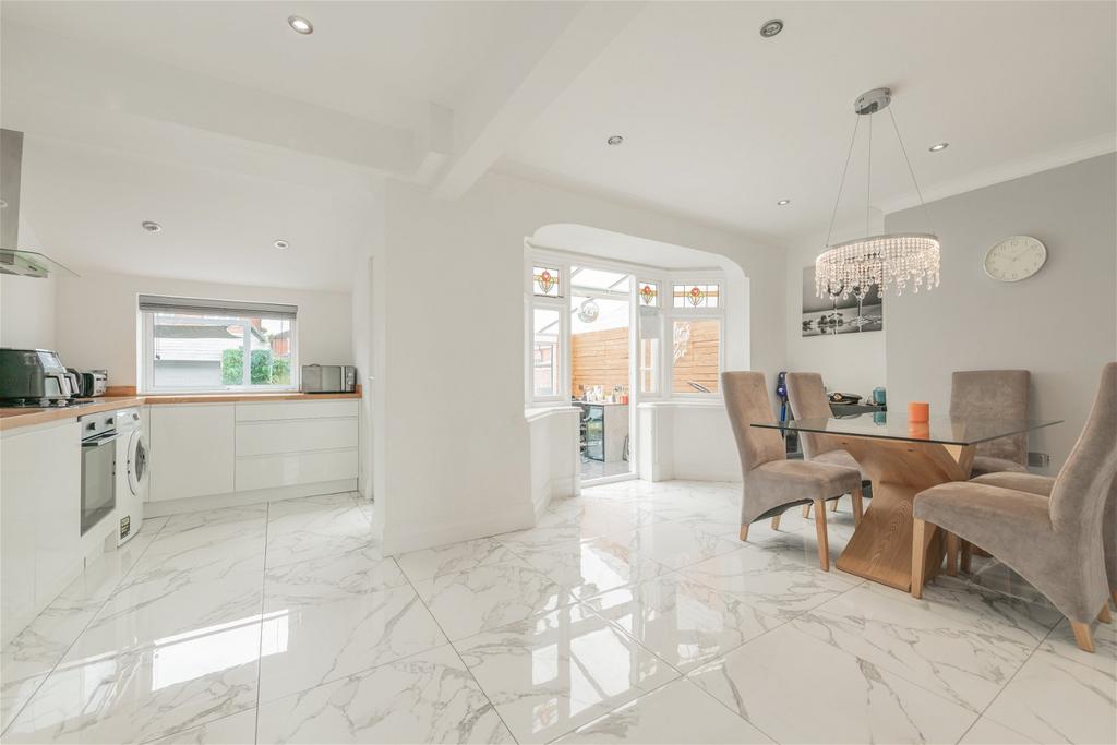 Deacon Crescent, Southampton SO19 3 bed semidetached house for sale