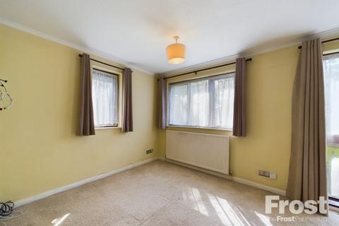 1 bedroom apartment to rent, Leacroft, Staines-upon-Thames, Surrey, TW18