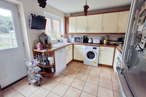 3 bedroom terraced house for sale, Bayston Court, Woodston, Peterborough, PE2