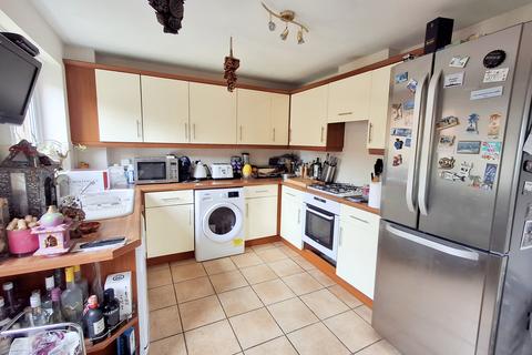 3 bedroom terraced house for sale, Bayston Court, Woodston, Peterborough, PE2