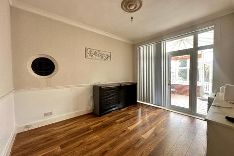 3 bedroom detached house for sale, Slater Street, Wednesbury WS10