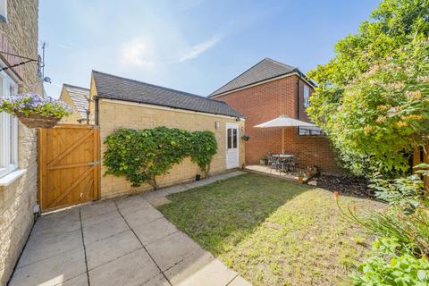 3 bedroom semi-detached house for sale, Ashdale Avenue,  Witney,  OX28