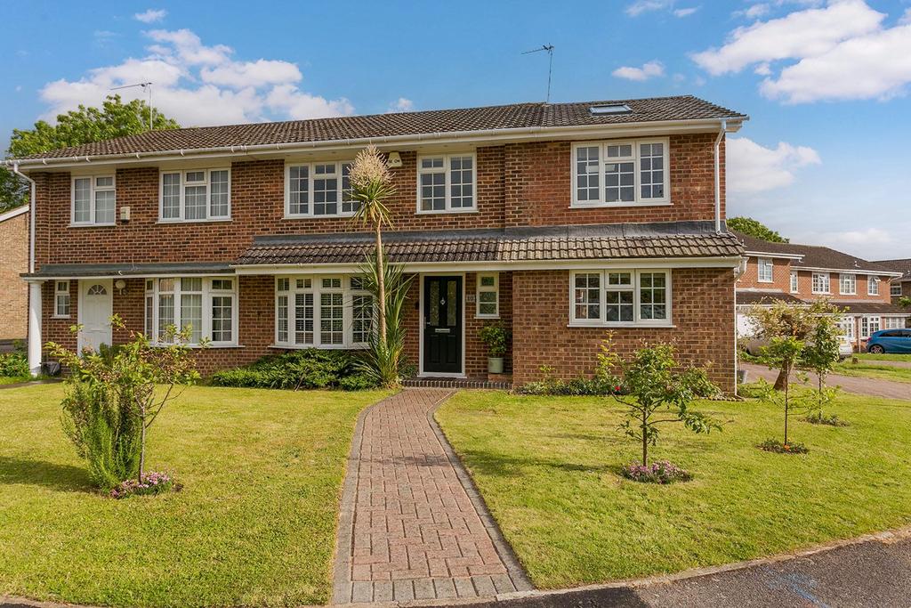 Maidenhead SL6 4 bed semidetached house for sale £725,000