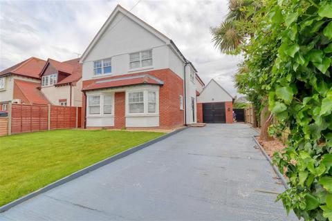 5 bedroom detached house for sale, Frinton on Sea CO13