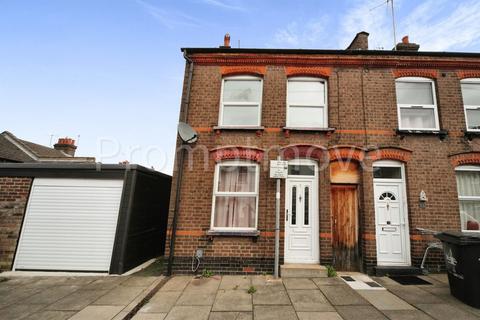 3 bedroom end of terrace house for sale, Baker Street Luton LU1 3PX