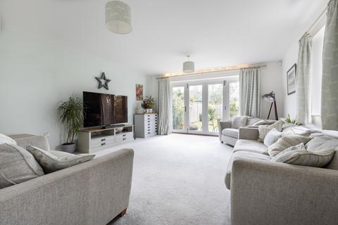 3 bedroom end of terrace house for sale, Waterside Drive, Ditchingham NR35