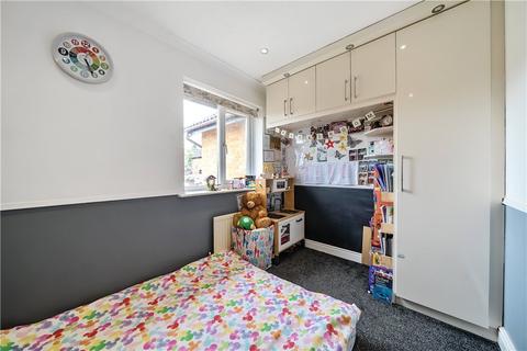 18 Fairhaven Crescent, Watford, WD19 7NY