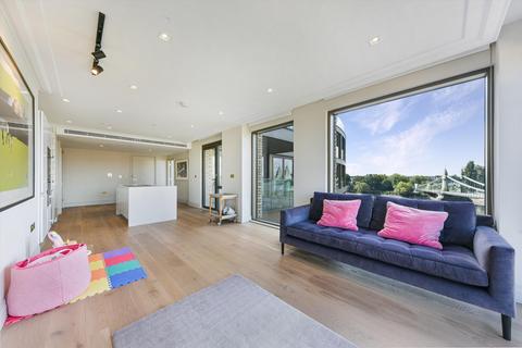 2 bedroom flat for sale, Queens Wharf, 2 Crisp Road, Hammersmith, London, W6