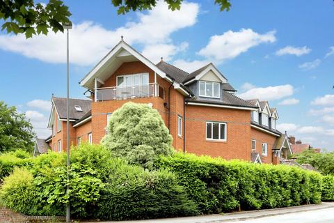 Flat 4, The Courtyard Grove Road, Beaconsfield, HP9 1PU