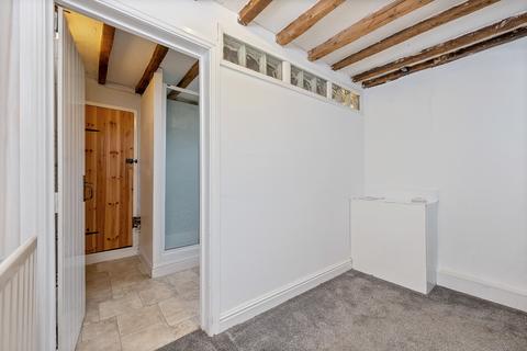 66 High Street, Colsterworth, Grantham, NG33 5JA
