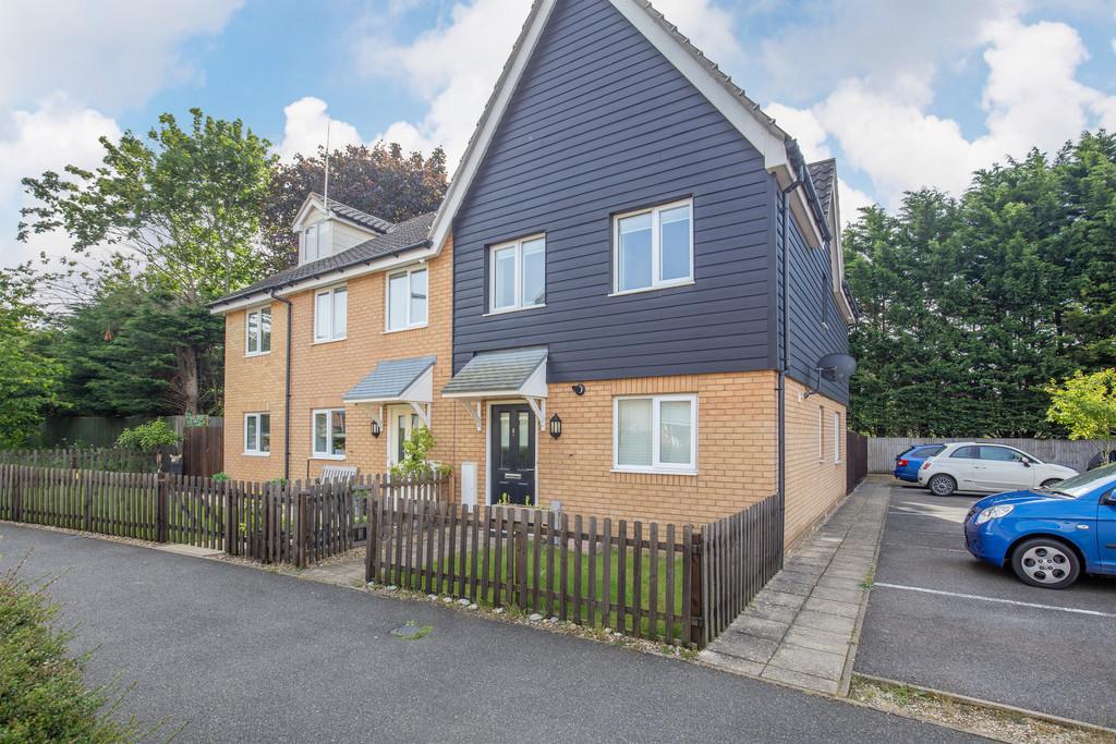 Catkin Close, Cringleford 2 bed semidetached house to rent £1,100