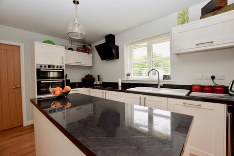 38 Amos Drive, Pocklington, York, YO42 2FH