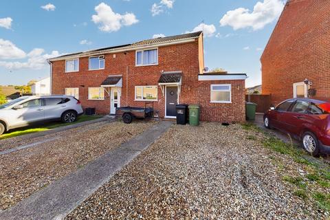 4 bedroom end of terrace house for sale, Sturdee Close, Thetford