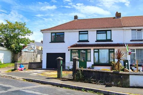 4 bedroom end of terrace house for sale, Enys Road, Camborne TR14