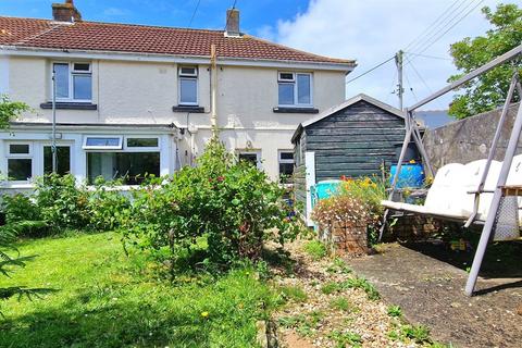 4 bedroom end of terrace house for sale, Enys Road, Camborne TR14
