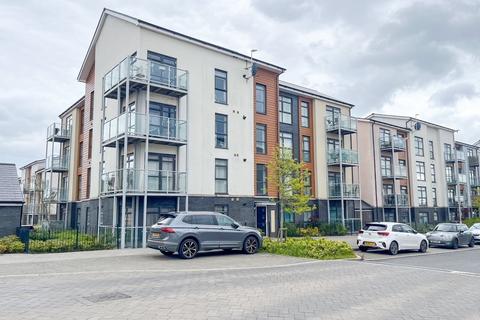 2 bedroom apartment for sale, Great Brier Leaze, Patchway, Bristol BS345FX., BS34