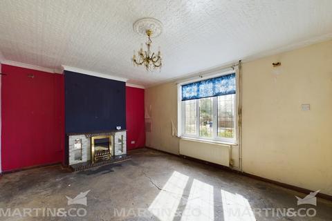 3 bedroom terraced house for sale, Doncaster Road, Askern