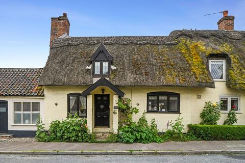 2 bedroom cottage for sale, The Street, Bury St. Edmunds IP31