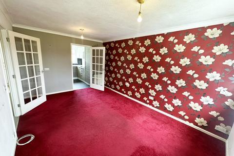 2 bedroom maisonette for sale, Hartlebury Close, Dorridge