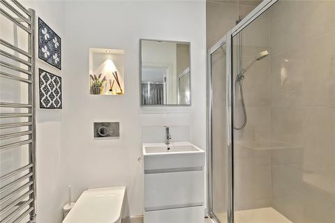 Flat 6, 4 Bardolph Road, Richmond, TW9 2AE