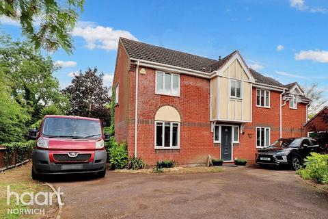 4 bedroom detached house for sale, St Marys Grove, Norwich